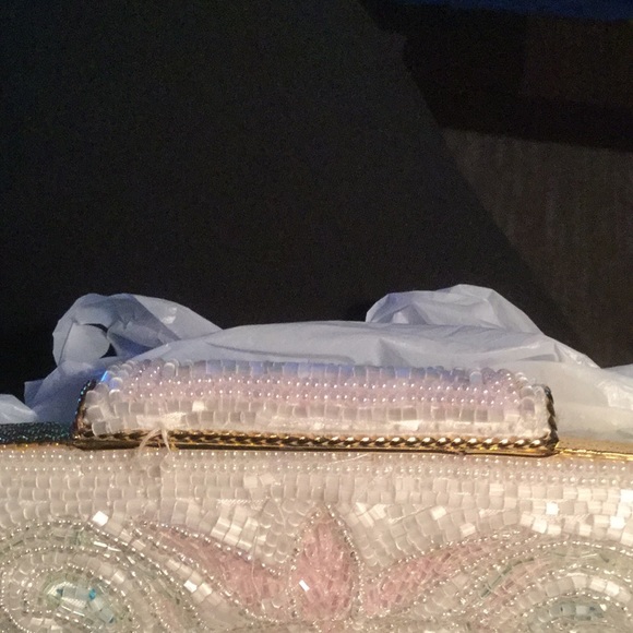 Vintage LaRegale beaded bag with strap - Picture 8 of 8